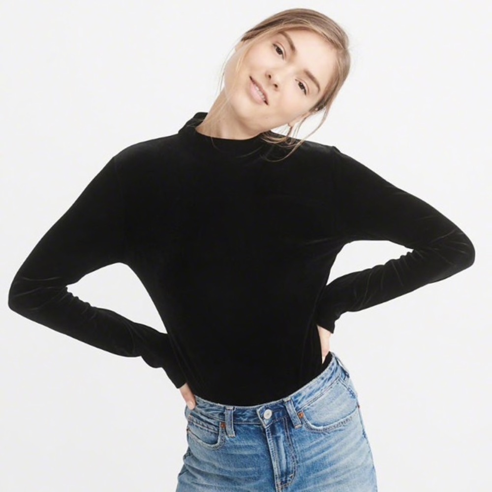 NWT Abercrombie & Fitch Burgundy Velvet Top